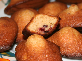 Madeleines amande amarena